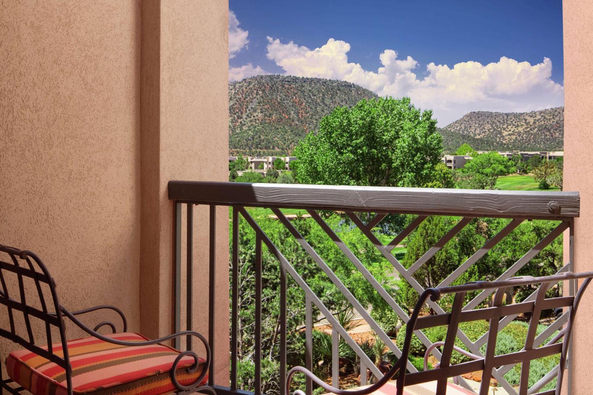 Hilton Sedona Resort At Bell Rock Экстерьер фото